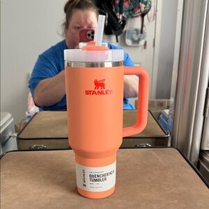 Stanley Orange Nectarine 40 oz Quencher H2.0 Tumbler